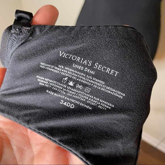 [Victoria’s Secret] Lined Demi - Picture 7 of 7